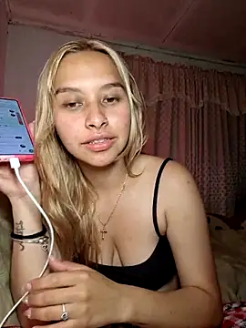 Siennalust1 online show from September 26, 2025, 2:48 am