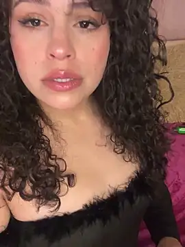 Mya lorenz online show from December 18, 2025, 6:08 am