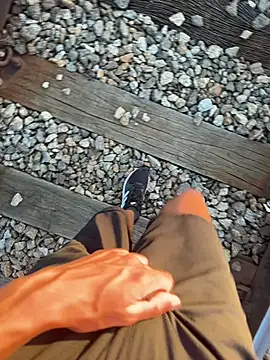 magraocam online show from February 15, 2026, 9:22 pm