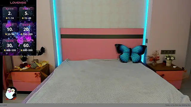 Snapshot of MeryMidnight chatting on November 25, 2025, 6:57 am MeryMidnight online show from November 25, 2025, 6:57 am