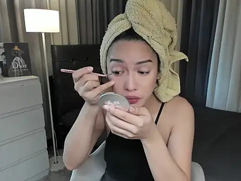 Blaire Samantha online show from December 4, 2025, 6:55 am