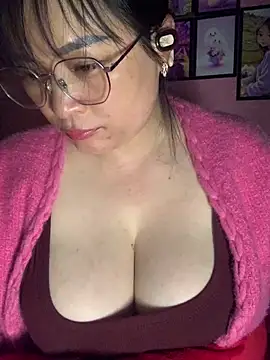 Star-sweet online show from December 22, 2025, 3:53 pm