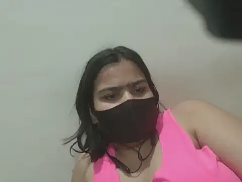 Nataliya Singh online show from April 18, 2026, 2:10 pm