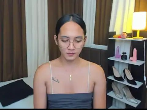 URHottestAngel online show from October 2, 2025, 5:31 pm