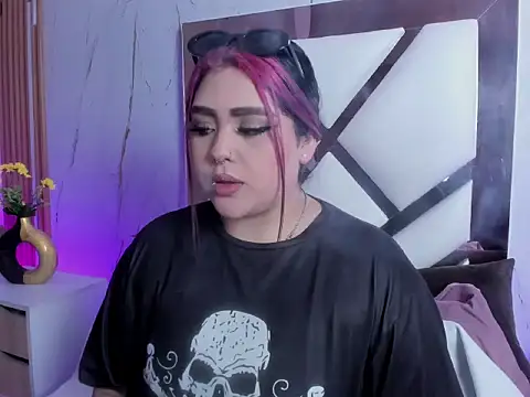 im bunny   online show from February 11, 2026, 11:26 am