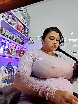 SafiroFer online show from December 3, 2025, 9:13 pm