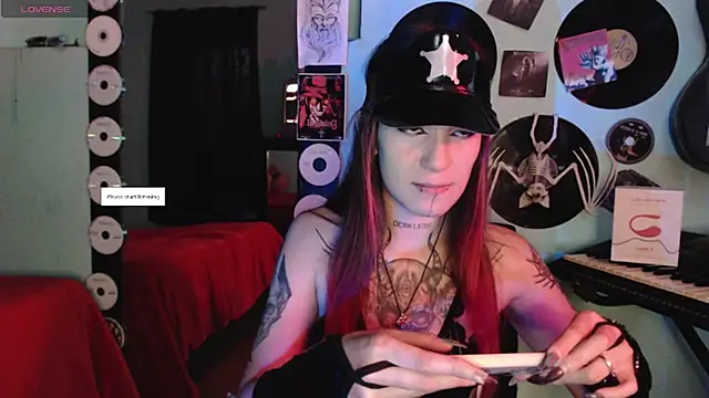 Snapshot of lilithword chatting on October 11, 2025, 7:01 pm lilithword online show from October 11, 2025, 7:01 pm