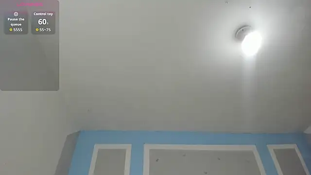 iamCharlotte19 online show from November 11, 2025, 6:30 pm