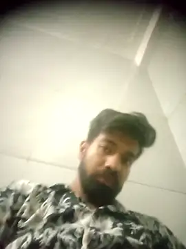 priyansh78584 online show from October 9, 2025, 4:16 pm