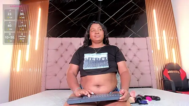 Emily Brown18 online show from September 24, 2025, 4:05 am