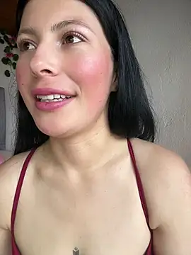 Mia salinass online show from June 5, 2026, 8:25 pm