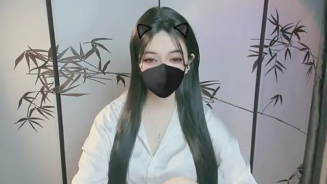 Sparkly Candy online show from October 25, 2025, 2:35 pm