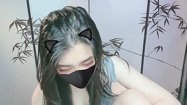 Sparkly Candy online show from November 1, 2025, 10:12 pm