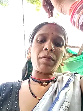 Xx pooja online show from September 19, 2025, 10:49 am