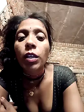 Xx pooja online show from September 30, 2025, 6:57 pm