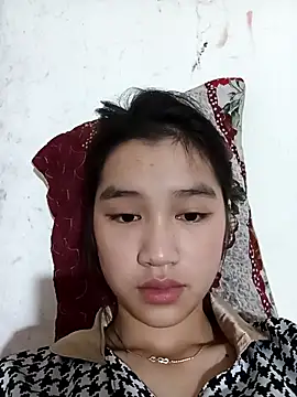 -Lie-06 online show from October 8, 2025, 6:11 am