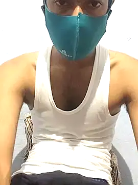 GirlsCrush  online show from September 13, 2025, 6:40 pm