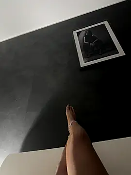 Snapshot of BabyLeopard chatting on September 10, 2025, 4:40 pm BabyLeopard online show from September 10, 2025, 4:40 pm