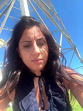 Snapshot of BabyLeopard chatting on September 25, 2025, 10:30 am BabyLeopard online show from September 25, 2025, 10:30 am