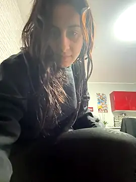 Snapshot of BabyLeopard chatting on November 25, 2025, 3:12 pm BabyLeopard online show from November 25, 2025, 3:12 pm