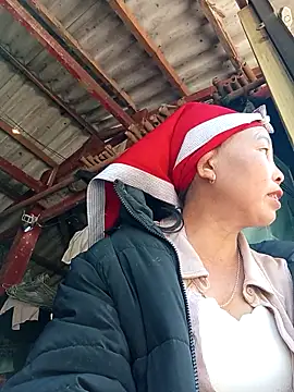 Snapshot of me-cute chatting on November 25, 2025, 1:38 am me-cute online show from November 25, 2025, 1:38 am