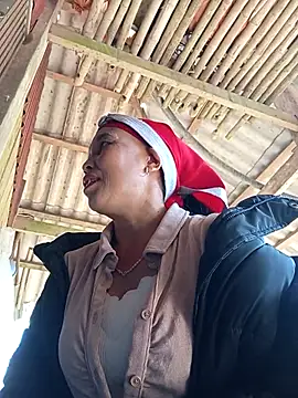 Snapshot of me-cute chatting on November 26, 2025, 1:50 am me-cute online show from November 26, 2025, 1:50 am