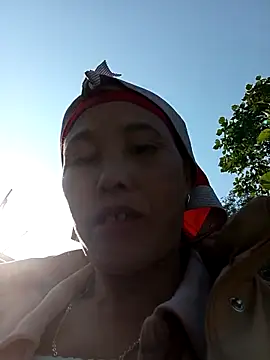 Snapshot of me-cute chatting on November 27, 2025, 2:02 am me-cute online show from November 27, 2025, 2:02 am