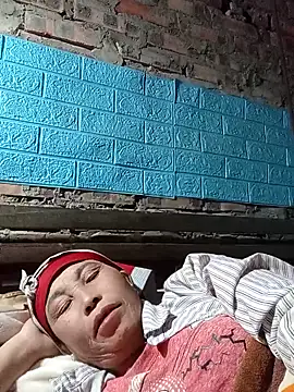 Snapshot of me-cute chatting on November 29, 2025, 9:18 pm me-cute online show from November 29, 2025, 9:18 pm