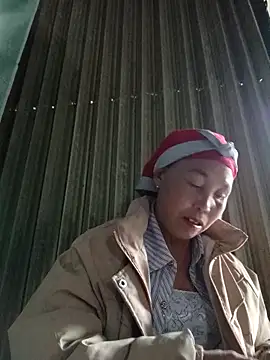 Snapshot of me-cute chatting on December 1, 2025, 10:09 am me-cute online show from December 1, 2025, 10:09 am