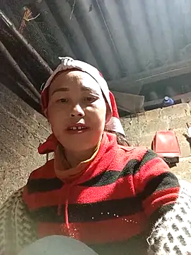 Snapshot of me-cute chatting on January 6, 2026, 10:08 am me-cute online show from January 6, 2026, 10:08 am