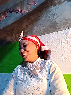 Snapshot of me-cute chatting on January 7, 2026, 1:19 am me-cute online show from January 7, 2026, 1:19 am