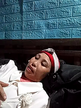 Snapshot of me-cute chatting on January 11, 2026, 3:50 pm me-cute online show from January 11, 2026, 3:50 pm