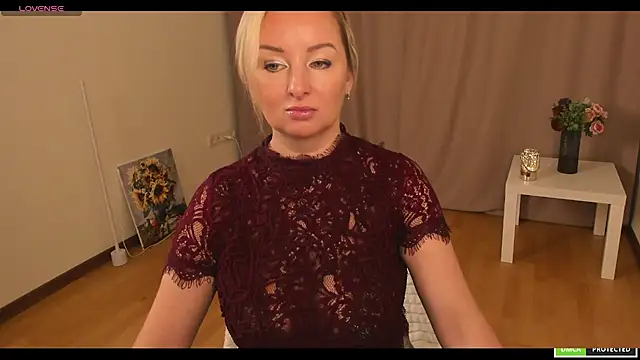 sexmom8 online show from September 13, 2025, 9:31 am