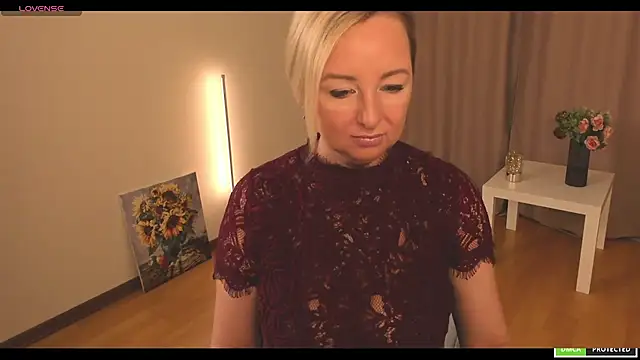 sexmom8 online show from October 29, 2025, 9:22 am