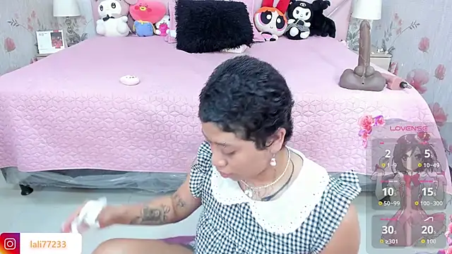 SafiroAgataaa online show from June 28, 2026, 2:39 am