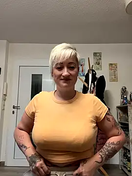 Rozendefotz online show from September 25, 2025, 6:06 am