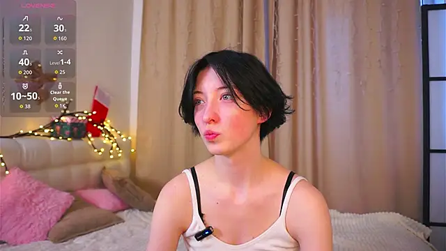 Snapshot of JuanaFriesz chatting on January 9, 2026, 9:12 am JuanaFriesz online show from January 9, 2026, 9:12 am