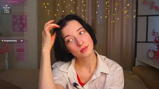 Snapshot of JuanaFriesz chatting on February 21, 2026, 9:21 am JuanaFriesz online show from February 21, 2026, 9:21 am