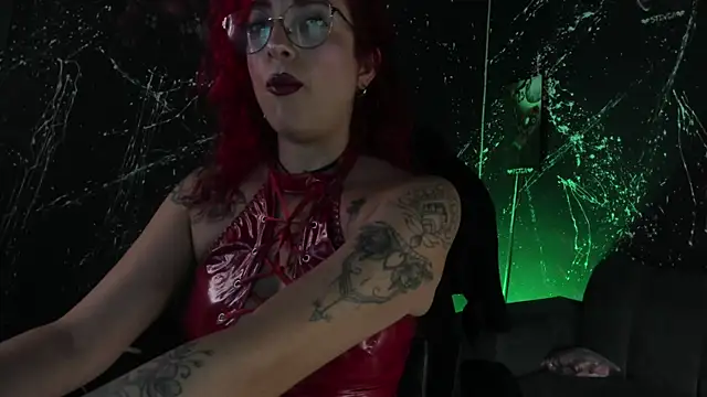 RoxanneStorm  online show from July 29, 2026, 4:32 am