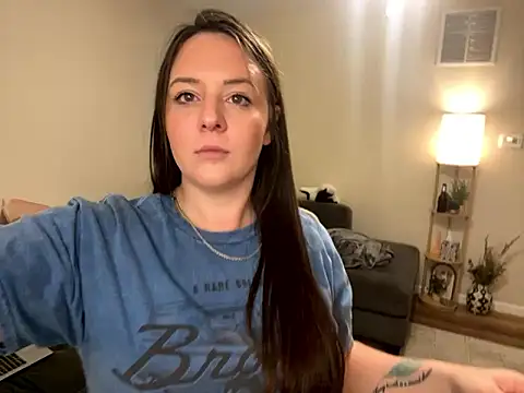 princessveexo online show from October 16, 2025, 1:17 am