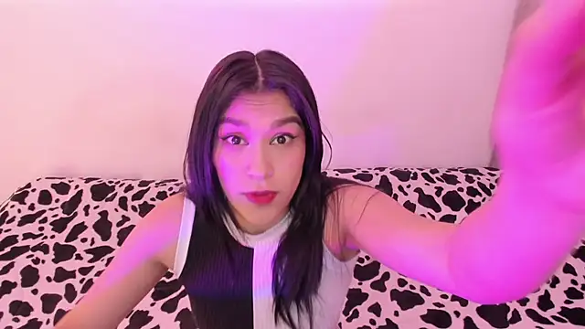 Snapshot of megaan_cb chatting on October 6, 2025, 12:24 pm megaan cb online show from October 6, 2025, 12:24 pm