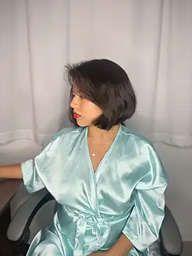 Valen Sky online show from November 29, 2025, 4:59 am