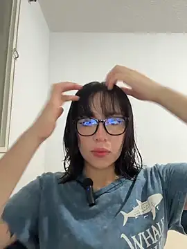 aliciia 23 online show from November 27, 2025, 9:17 pm