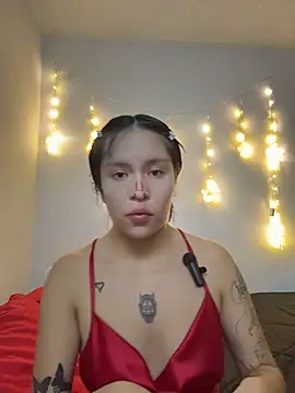 aliciia 23 online show from December 2, 2025, 2:17 am