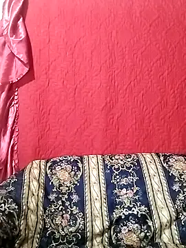 Vyxen   online show from November 16, 2025, 4:18 am