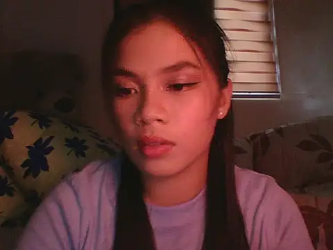 Snapshot of Zachariah_05 chatting on May 23, 2026, 8:07 am Zachariah 05 online show from May 23, 2026, 8:07 am