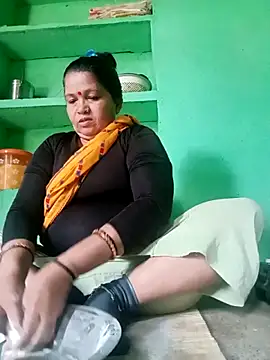 Manavi x online show from June 4, 2026, 1:22 am