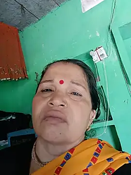 Manavi x online show from June 21, 2026, 7:33 am