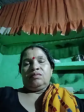 Manavi x online show from July 2, 2026, 3:29 pm
