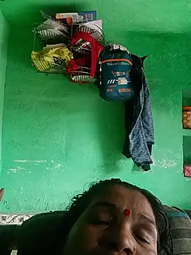 Manavi x online show from July 7, 2026, 8:18 am